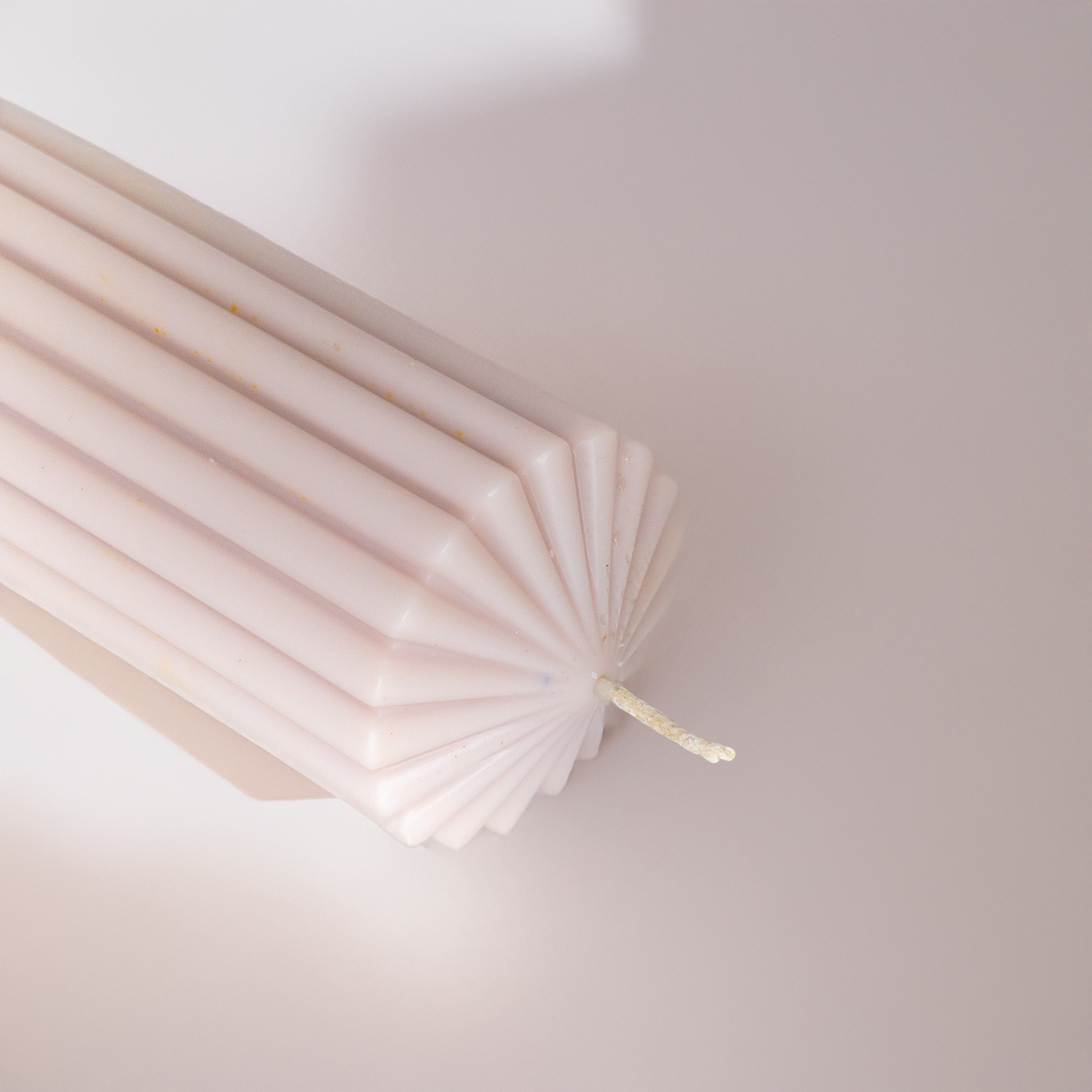 oomph candle, ribbed soy candle, sculptural candles, large decorative candle, designer home candles, aqua wave fragrance, hand-poured soy wax, long burning candles, Dayesy candle, centerpiece decor